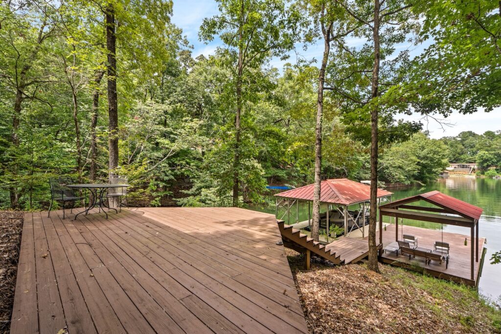 994 Lakewood Dr View deck and dock